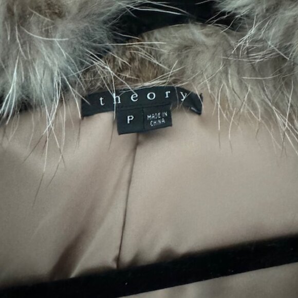 Theory Rabbit/Raccoon Fur Vest - Picture 5 of 9